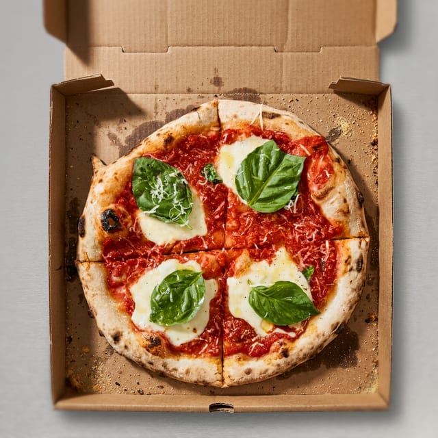 Margherita Pizza.
